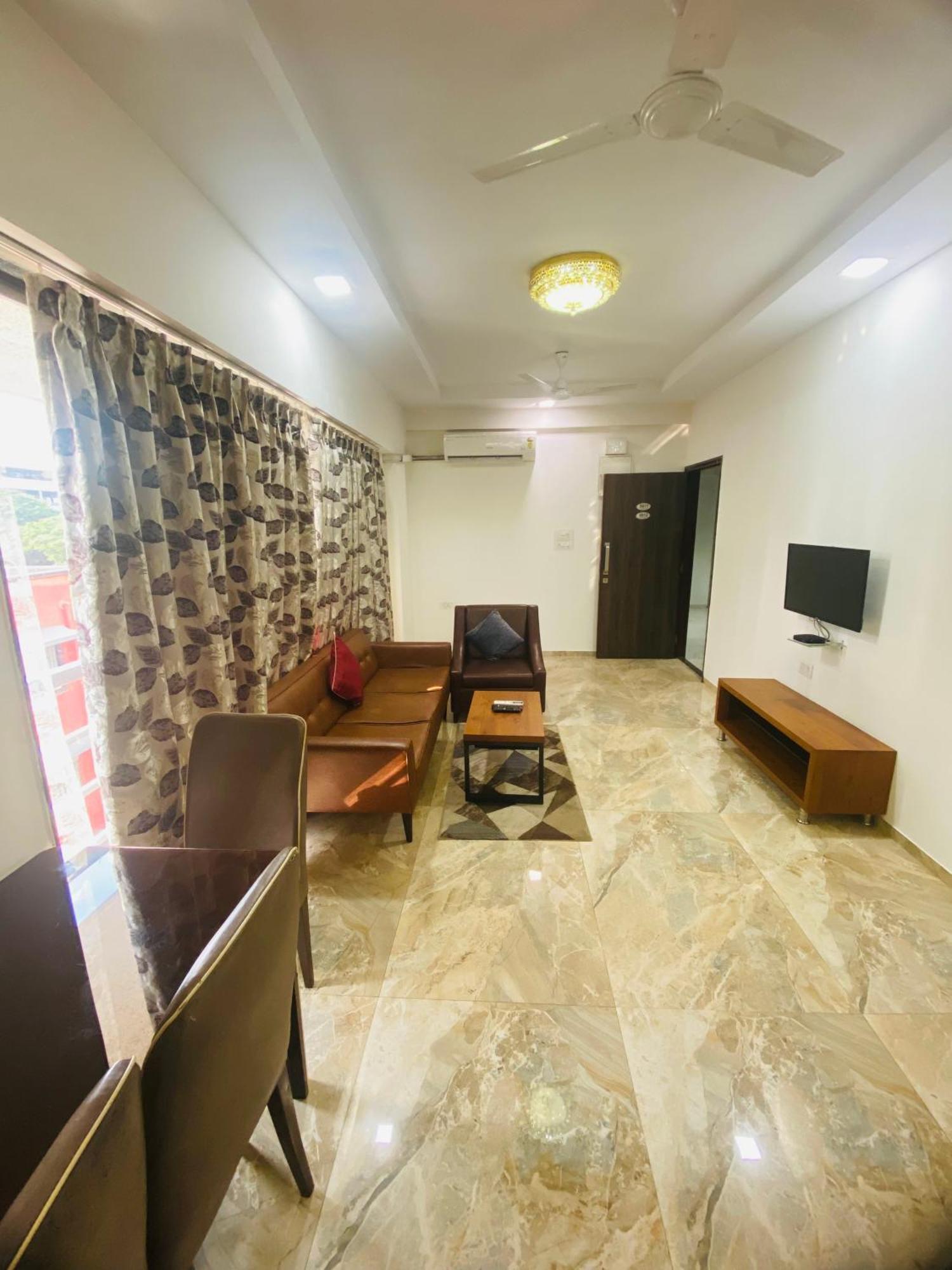 Mumbai House Luxury Apartments Santacruz East, 孟买 外观 照片