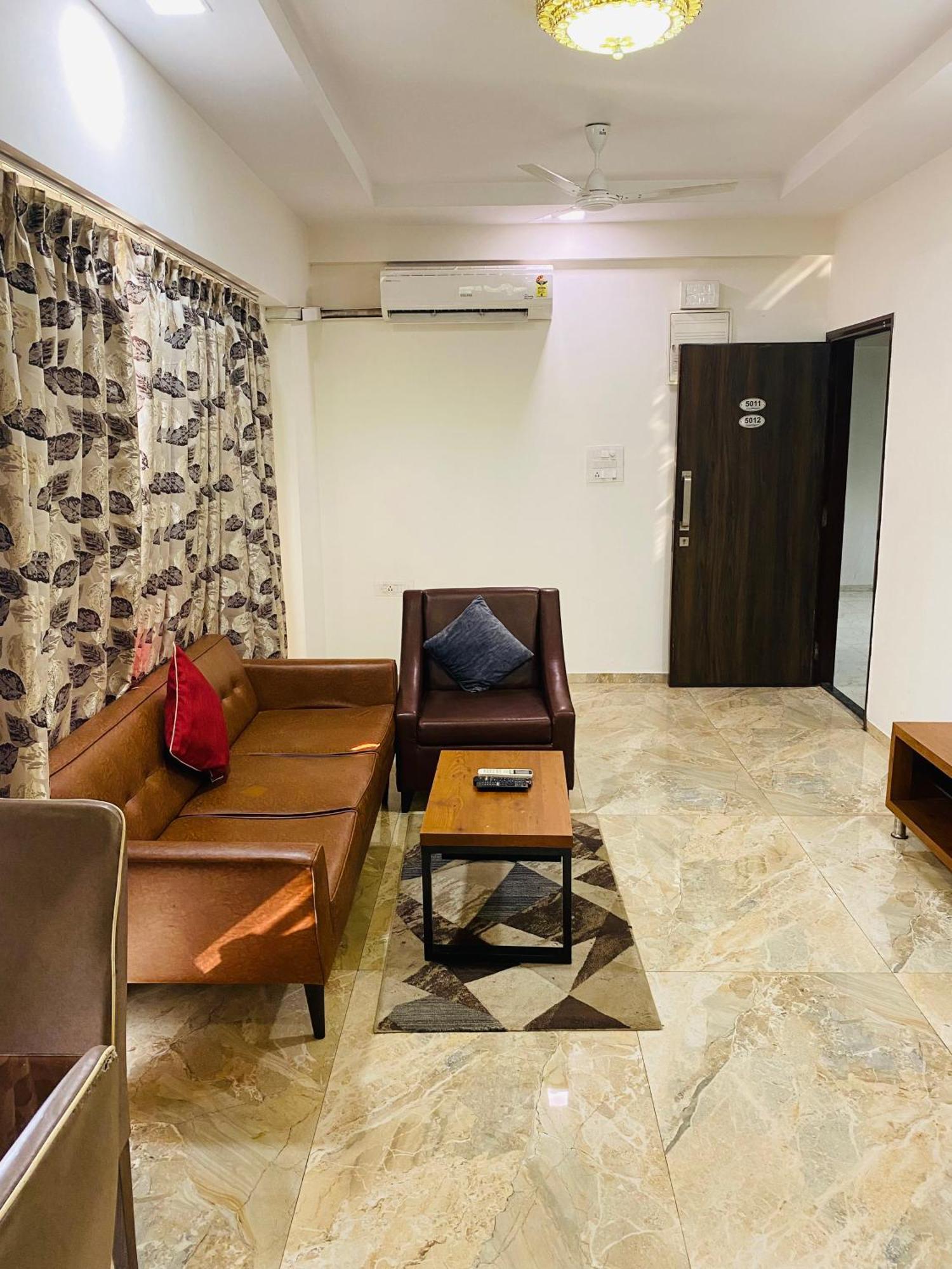 Mumbai House Luxury Apartments Santacruz East, 孟买 外观 照片