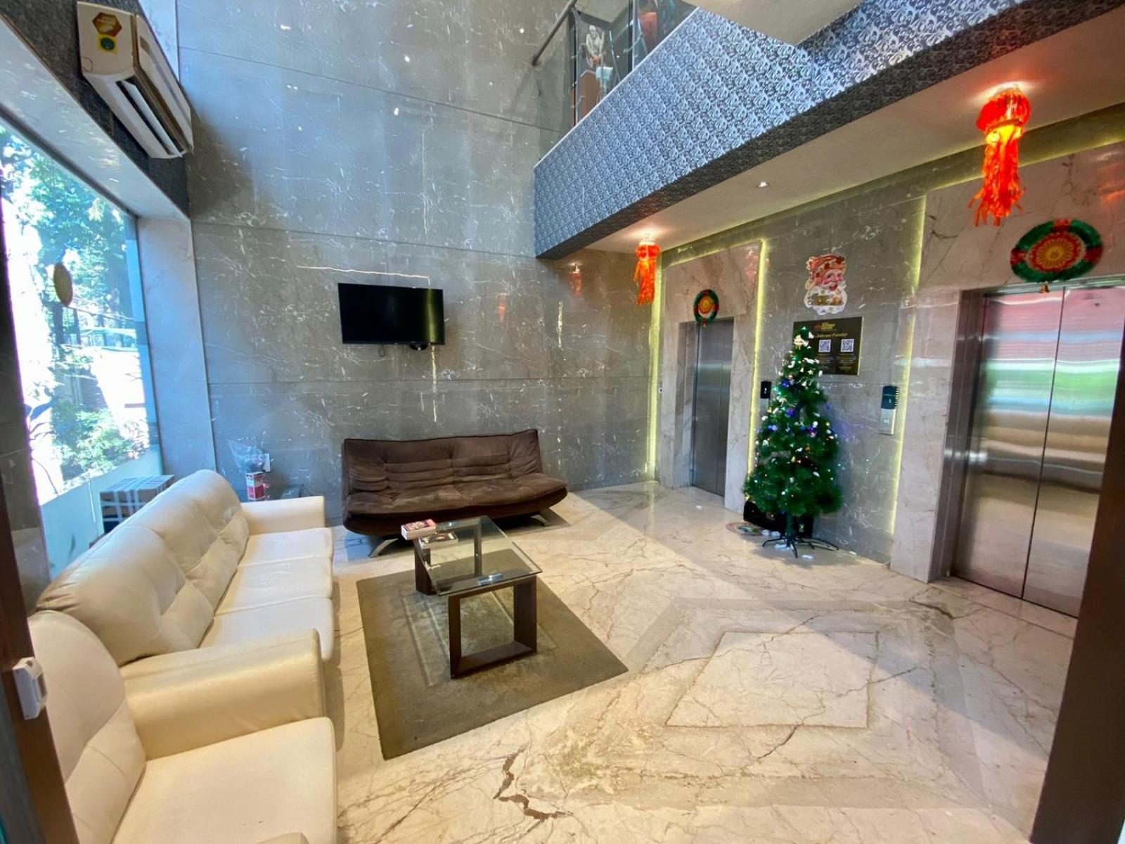 Mumbai House Luxury Apartments Santacruz East, 孟买 外观 照片