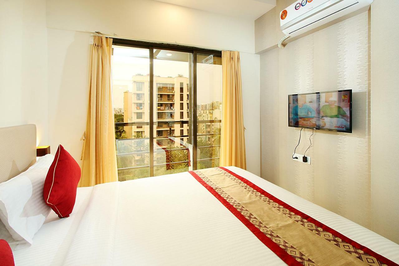 Mumbai House Luxury Apartments Santacruz East, 孟买 外观 照片
