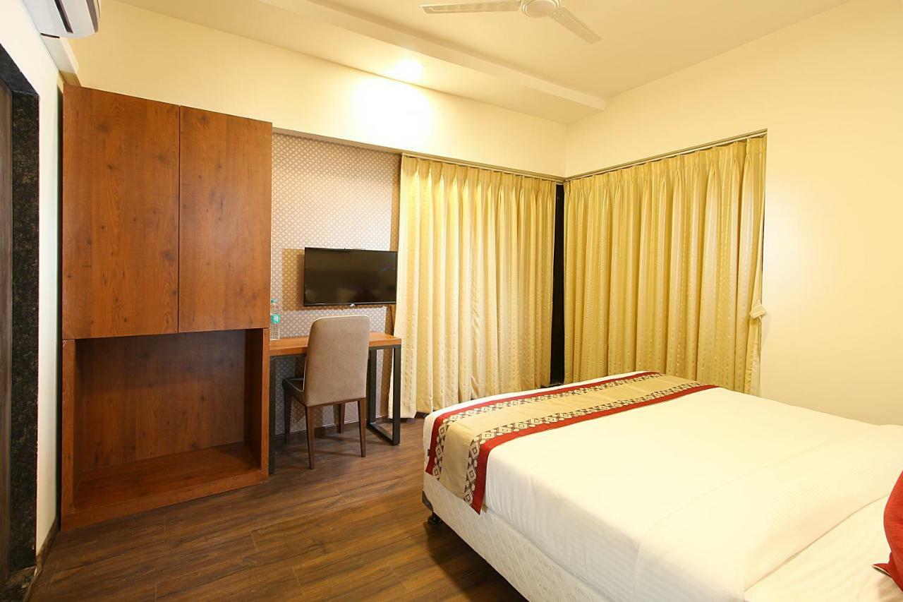 Mumbai House Luxury Apartments Santacruz East, 孟买 外观 照片